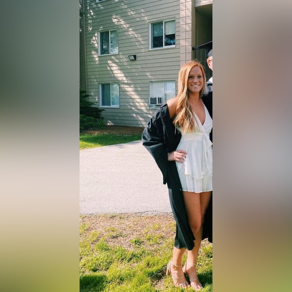 Favorite purchase from hello molly. No longer need, worn once!! - Picture 7 of 7